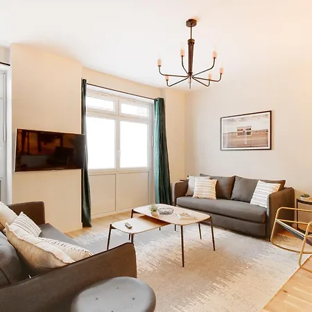Appartamento Explore Local Bakeries From A Boho Artist Loft